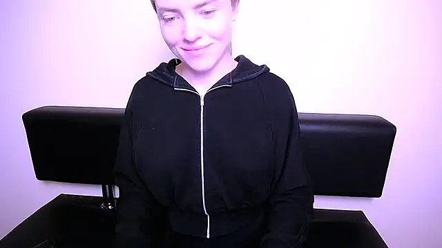 Snapshot of MissOliviaa_ chatting on January 31, 2025, 2:49 pm MissOliviaa  online show from January 31, 2025, 2:49 pm