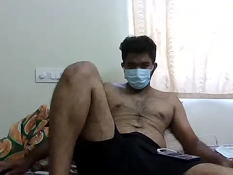 nick05inch online show from December 4, 2025, 5:06 am