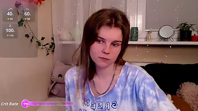 Snapshot of Moona_xx chatting on September 17, 2025, 9:39 pm Moona xx online show from September 17, 2025, 9:39 pm