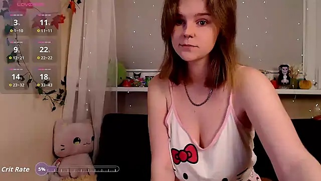 Snapshot of Moona_xx chatting on November 5, 2025, 6:44 pm Moona xx online show from November 5, 2025, 6:44 pm