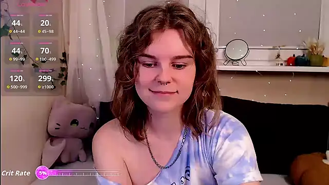 Snapshot of Moona_xx chatting on October 25, 2025, 9:26 pm Moona xx online show from October 25, 2025, 9:26 pm