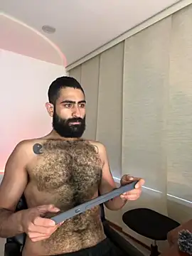 Snapshot of Drogamma chatting on September 12, 2025, 1:55 pm Drogamma online show from September 12, 2025, 1:55 pm