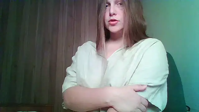 Evasapples online show from May 23, 2026, 9:03 pm