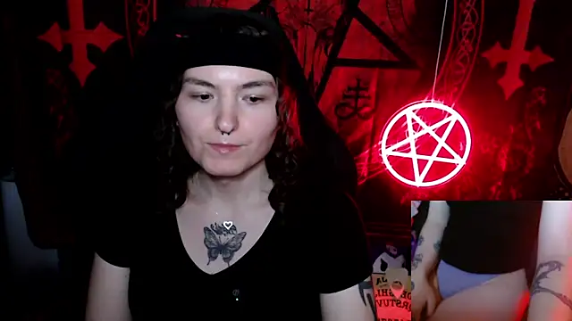 BrandiWRLD 999 online show from October 5, 2025, 8:10 pm