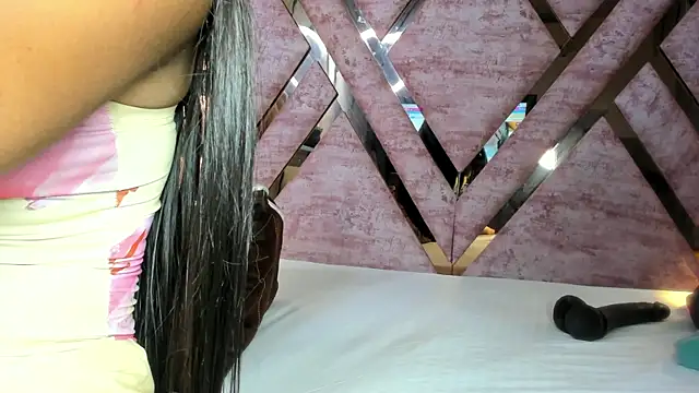 tifany bigdick online show from April 16, 2026, 6:41 pm