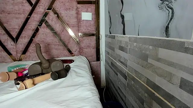 Snapshot of tifany_bigdick chatting on November 26, 2025, 7:03 pm tifany bigdick online show from November 26, 2025, 7:03 pm