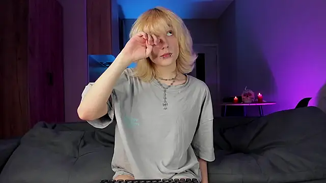 Snapshot of Gregory_Byyrd chatting on February 28, 2025, 7:46 pm Gregory Byyrd online show from February 28, 2025, 7:46 pm