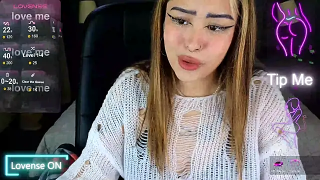 Snapshot of baby__kim chatting on November 23, 2025, 7:57 pm baby kim online show from November 23, 2025, 7:57 pm