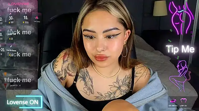 Snapshot of baby__kim chatting on November 21, 2025, 8:35 am baby kim online show from November 21, 2025, 8:35 am