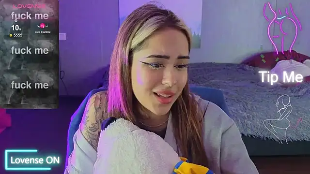 Snapshot of baby__kim chatting on October 28, 2025, 5:23 pm baby kim online show from October 28, 2025, 5:23 pm