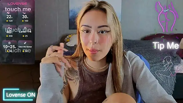 Snapshot of baby__kim chatting on October 28, 2025, 5:18 am baby kim online show from October 28, 2025, 5:18 am