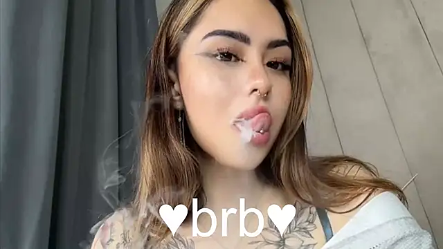 Snapshot of baby__kim chatting on November 5, 2025, 9:56 am baby kim online show from November 5, 2025, 9:56 am