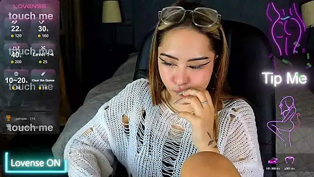 Snapshot of baby__kim chatting on November 25, 2025, 8:14 am baby kim online show from November 25, 2025, 8:14 am