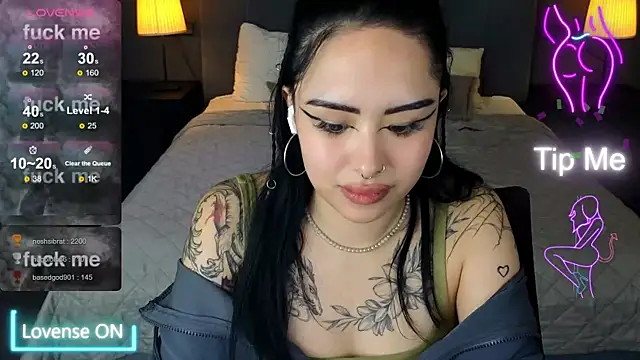 Snapshot of baby__kim chatting on December 5, 2025, 8:02 am baby kim online show from December 5, 2025, 8:02 am