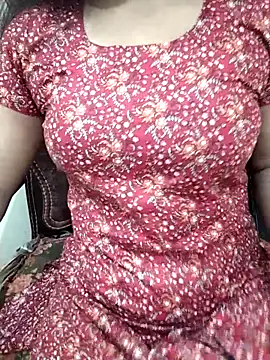 Snapshot of Tapur- chatting on September 15, 2025, 4:18 pm Tapur- online show from September 15, 2025, 4:18 pm