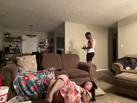 megstarzxxx online show from January 9, 2025, 3:04 am