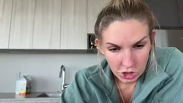 Snapshot of Graciemae_baexx chatting on September 13, 2025, 4:40 pm Graciemae baexx online show from September 13, 2025, 4:40 pm