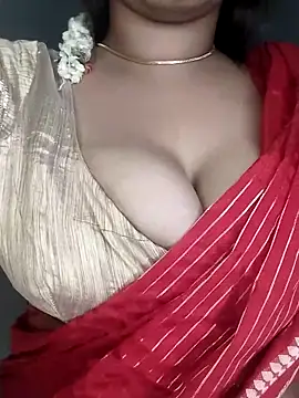 Snapshot of Sexy-Shalinii chatting on March 21, 2025, 2:18 pm Sexy-Shalinii online show from March 21, 2025, 2:18 pm