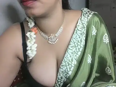 Snapshot of Sexy-Shalinii chatting on September 16, 2025, 1:23 pm Sexy-Shalinii online show from September 16, 2025, 1:23 pm