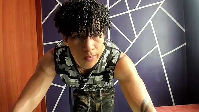 Snapshot of Pendragon1224 chatting on December 28, 2024, 3:15 pm Pendragon1224 online show from December 28, 2024, 3:15 pm