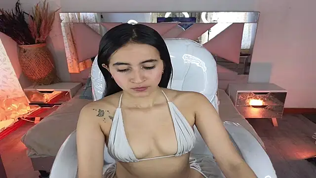 Snapshot of Mia_Fischer chatting on December 4, 2025, 7:13 pm Mia Fischer online show from December 4, 2025, 7:13 pm