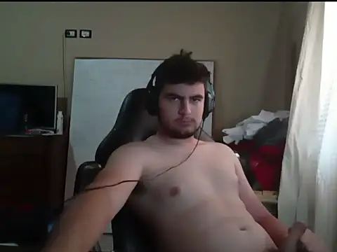 Snapshot of enzis3 chatting on October 31, 2025, 3:52 pm enzis3 online show from October 31, 2025, 3:52 pm