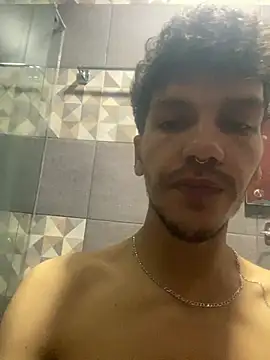 Snapshot of Benjamin_show chatting on January 9, 2026, 1:40 pm Benjamin show online show from January 9, 2026, 1:40 pm