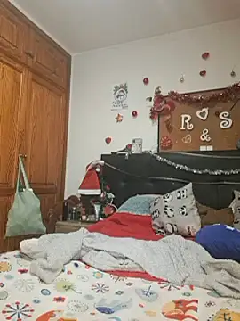 kittymorenita26 online show from December 28, 2024, 10:13 pm