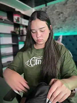 Snapshot of Paloma__LS chatting on November 11, 2025, 7:19 pm Paloma LS online show from November 11, 2025, 7:19 pm