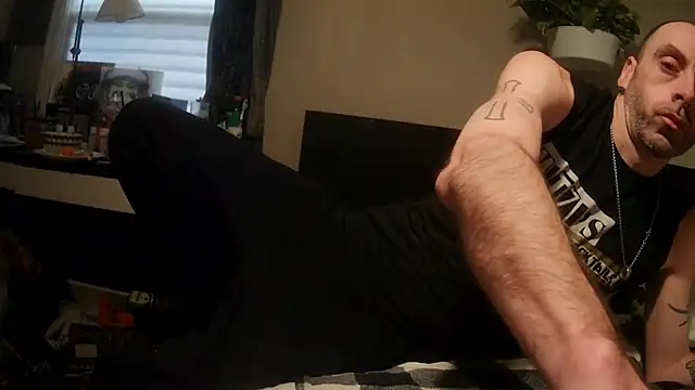 Snapshot of smokee_parT903 chatting on December 4, 2025, 7:24 pm smokee parT903 online show from December 4, 2025, 7:24 pm