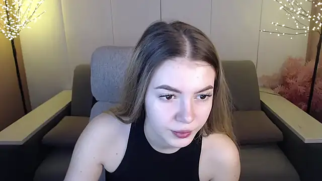 Snapshot of Ritaneer chatting on March 19, 2025, 9:06 am Ritaneer online show from March 19, 2025, 9:06 am