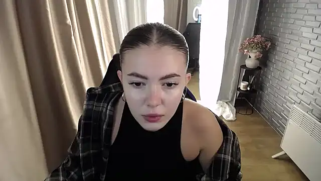 Snapshot of Ritaneer chatting on September 13, 2025, 8:14 am Ritaneer online show from September 13, 2025, 8:14 am