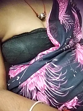 aadhini01 online show from December 21, 2025, 5:47 pm