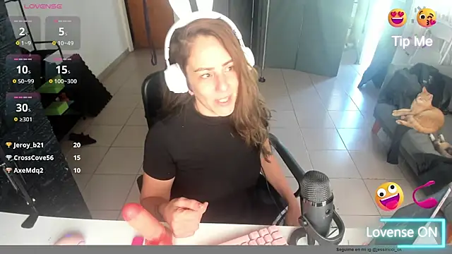 Snapshot of jessiburningheels chatting on March 17, 2025, 6:11 pm jessiburningheels online show from March 17, 2025, 6:11 pm