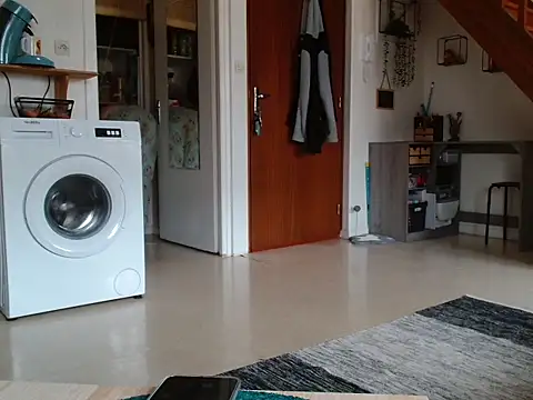 Snapshot of Lauzo21 chatting on September 10, 2025, 6:34 am Lauzo21 online show from September 10, 2025, 6:34 am