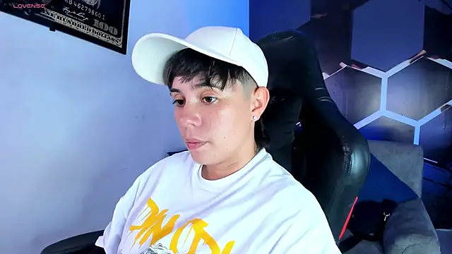 AbbySmiitth  online show from November 4, 2025, 9:40 pm