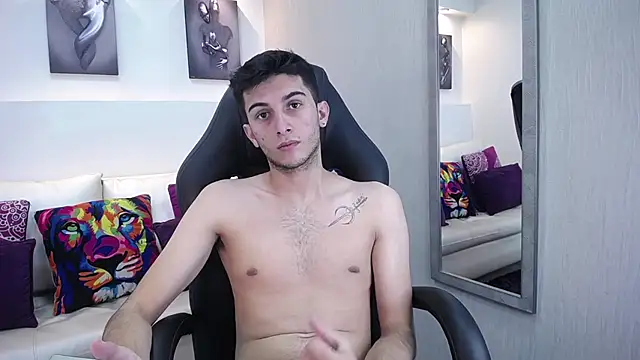 Snapshot of MrWilliseo chatting on March 4, 2025, 10:49 pm MrWilliseo online show from March 4, 2025, 10:49 pm