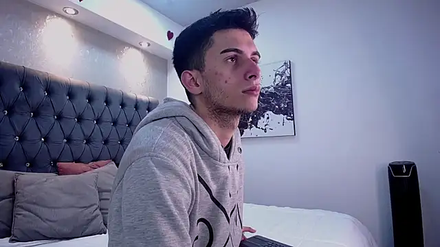 Snapshot of MrWilliseo chatting on March 5, 2025, 7:38 pm MrWilliseo online show from March 5, 2025, 7:38 pm