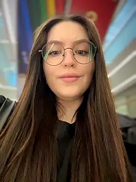 meow girl online show from April 19, 2026, 9:10 am