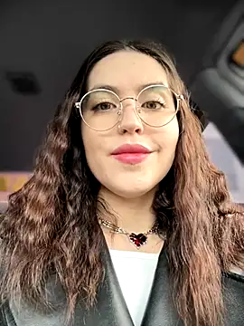 meow girl online show from November 11, 2025, 10:54 am