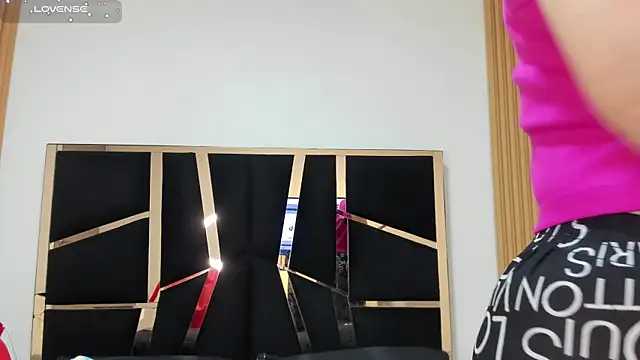 yahaira  online show from February 10, 2026, 1:32 pm