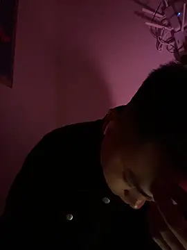 lixiaoshuai8 online show from February 10, 2026, 5:28 am