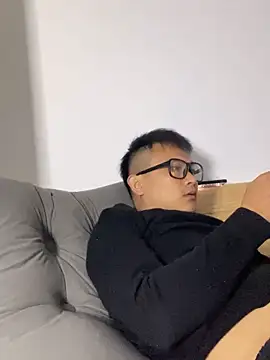 Snapshot of lixiaoshuai8 chatting on March 7, 2025, 4:46 am lixiaoshuai8 online show from March 7, 2025, 4:46 am