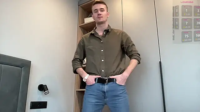 cute mark online show from November 23, 2025, 9:41 am