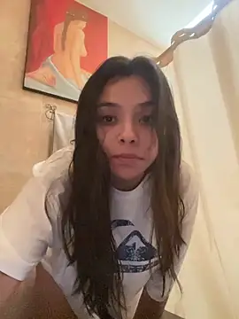 Snapshot of adry_moon666 chatting on November 20, 2025, 2:40 pm adry moon666 online show from November 20, 2025, 2:40 pm