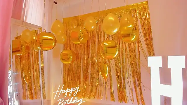 Snapshot of HayamiKioto chatting on November 25, 2025, 1:22 pm HayamiKioto online show from November 25, 2025, 1:22 pm