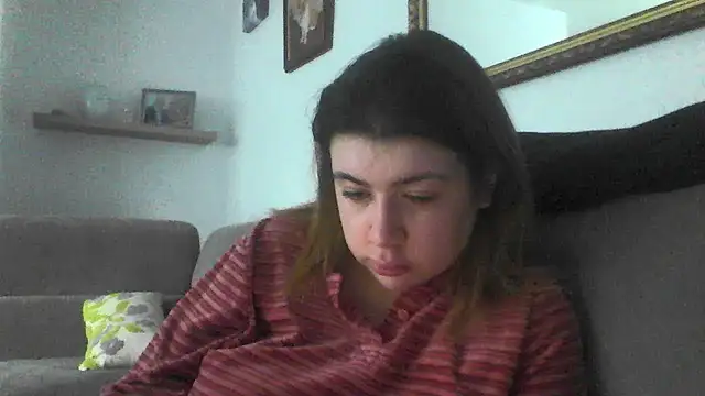 Snapshot of CamilaCherryX chatting on November 5, 2025, 3:48 pm CamilaCherryX online show from November 5, 2025, 3:48 pm