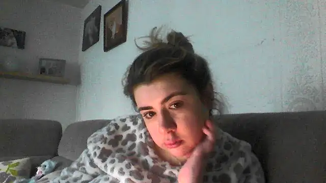 CamilaCherryX online show from January 7, 2026, 3:28 pm