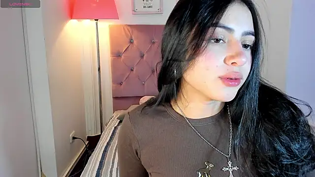 Snapshot of myeimmy_33 chatting on March 19, 2025, 6:34 pm myeimmy 33 online show from March 19, 2025, 6:34 pm