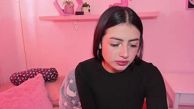 Snapshot of myeimmy_33 chatting on February 6, 2025, 4:03 pm myeimmy 33 online show from February 6, 2025, 4:03 pm